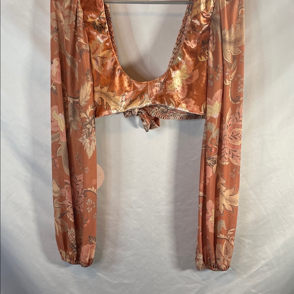Elegant Floral Smocked Blouse with Tie-Front - Picture 9 of 11